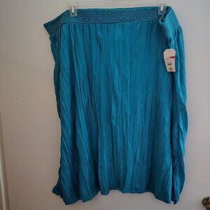Faded Glory Maxi skirt in aqua blue with crochet trim waist (size 3X)